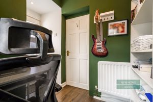 Photo 16- click for photo gallery